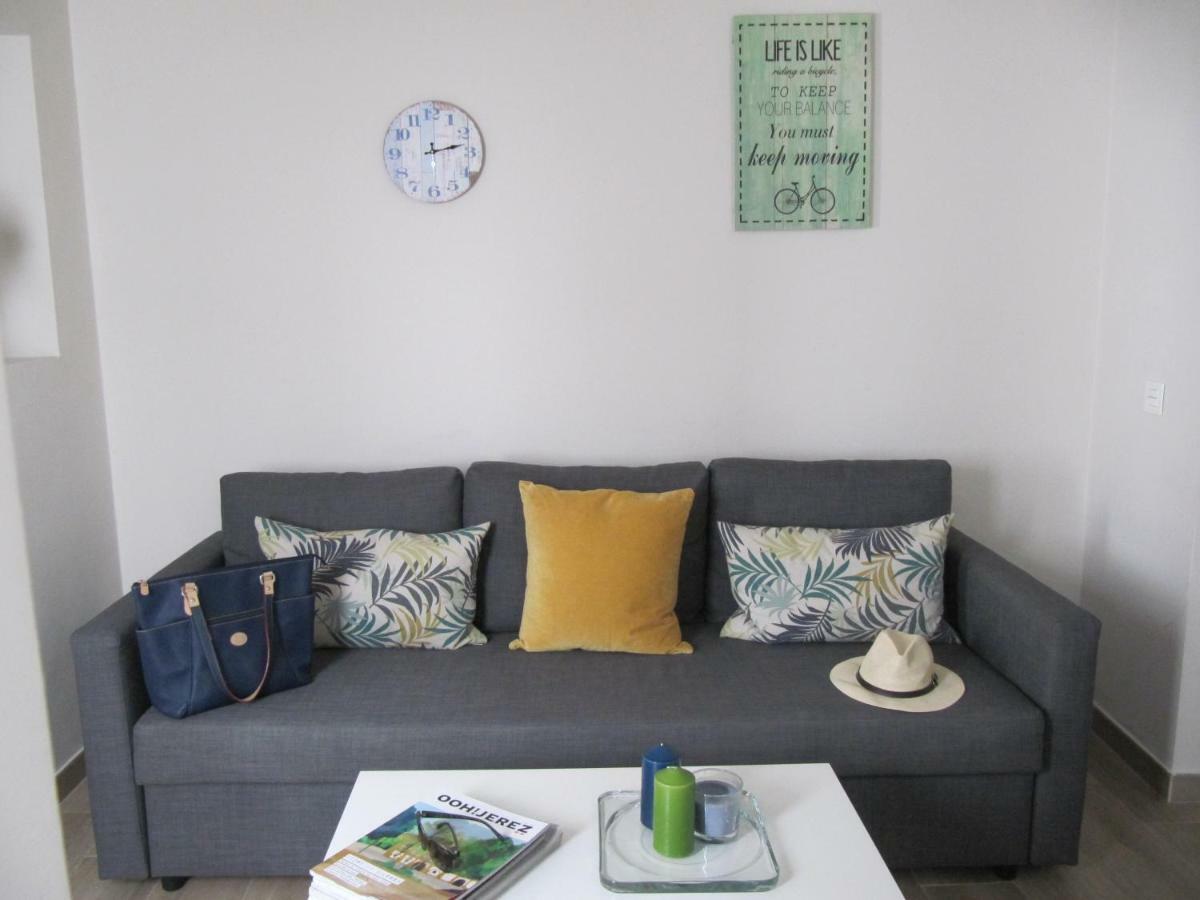 Life Apartments Guadalete เฮเรซ เด ลาฟรอนเตรา ภายนอก รูปภาพ