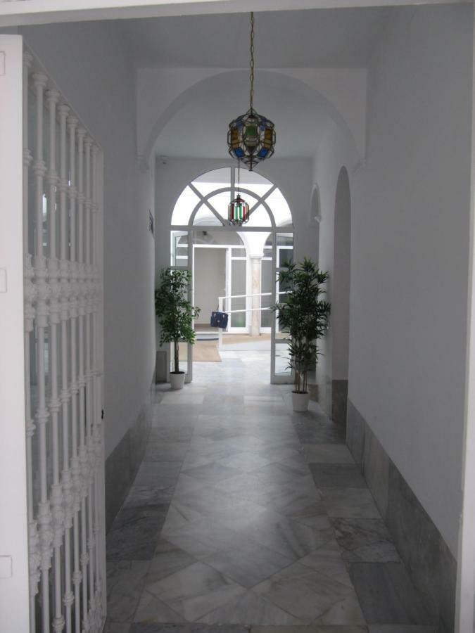 Life Apartments Guadalete เฮเรซ เด ลาฟรอนเตรา ภายนอก รูปภาพ