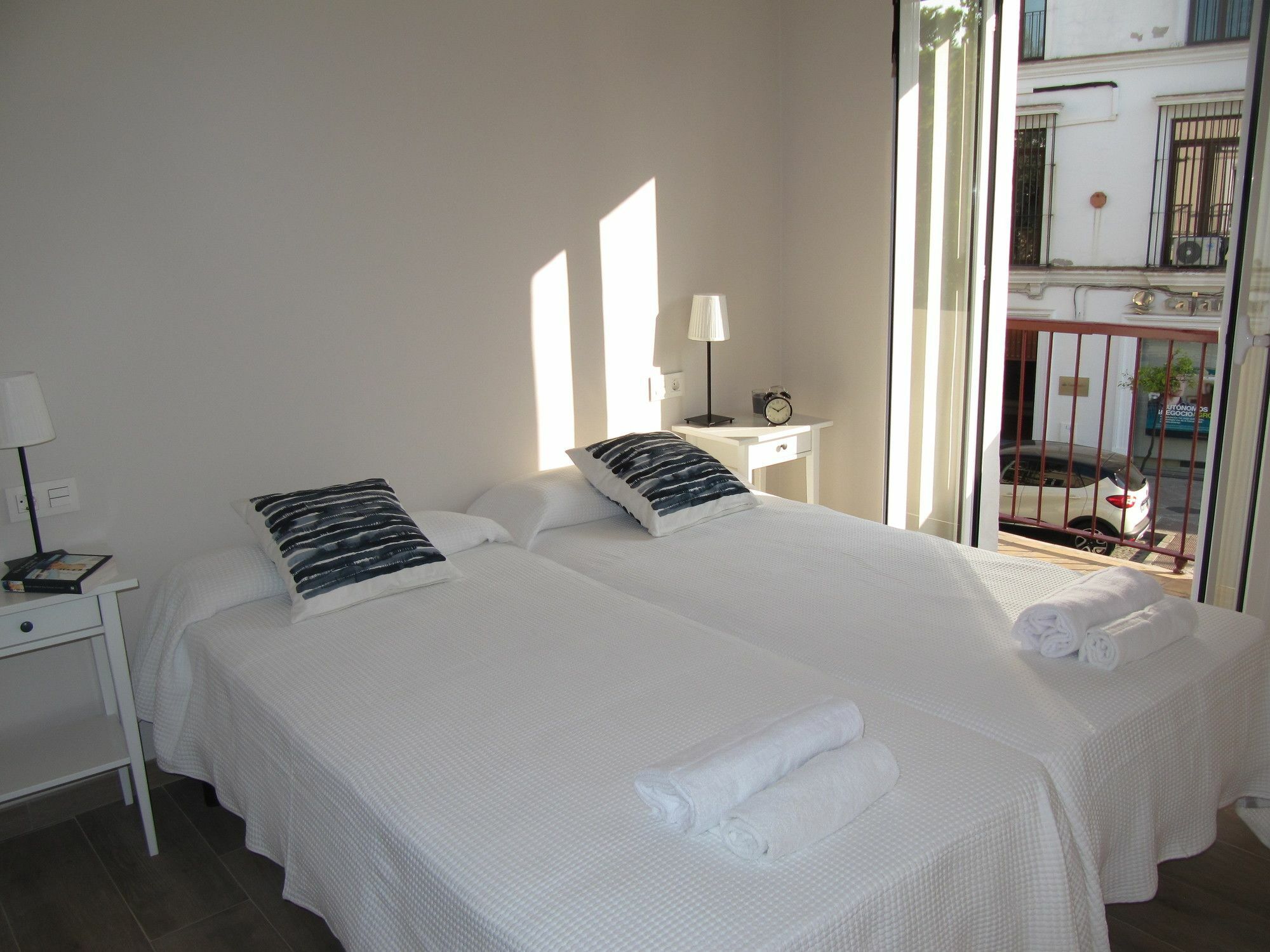 Life Apartments Guadalete เฮเรซ เด ลาฟรอนเตรา ภายนอก รูปภาพ