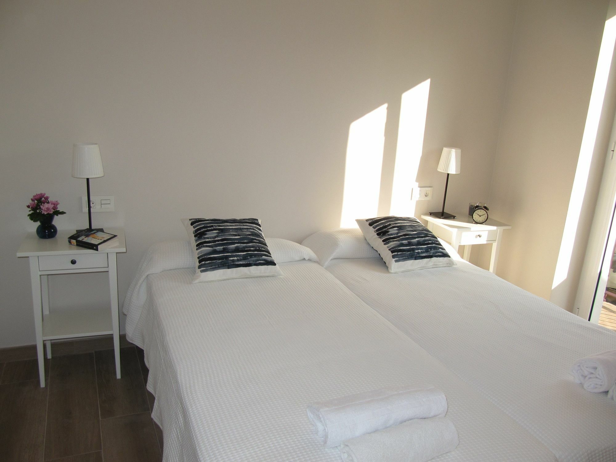 Life Apartments Guadalete เฮเรซ เด ลาฟรอนเตรา ภายนอก รูปภาพ