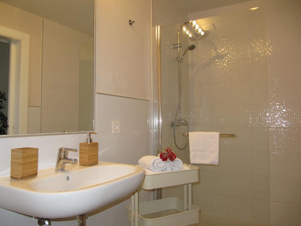 Life Apartments Guadalete เฮเรซ เด ลาฟรอนเตรา ภายนอก รูปภาพ